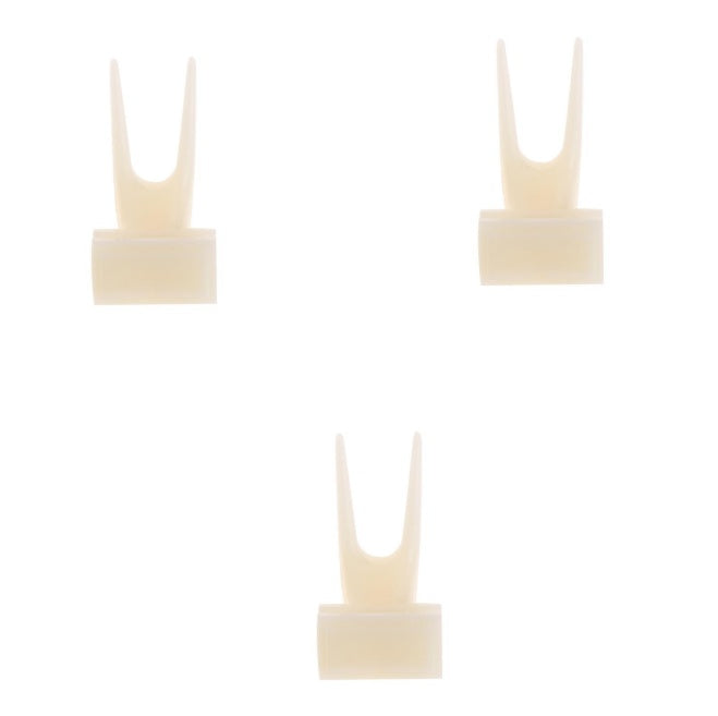 2-Pack Bird Fruit Fork Clips – Plastic Treat Holders for Bird Cages, Small Animal Huts (Fits 1–1.5cm (0.39 – 0.59 inches) Wire Spacing)2-Pack Bird Fruit Fork Clips – Plastic Treat Holders for Bird Cages, Small Animal Huts (Fits 1–1.5cm Wire Spacing)