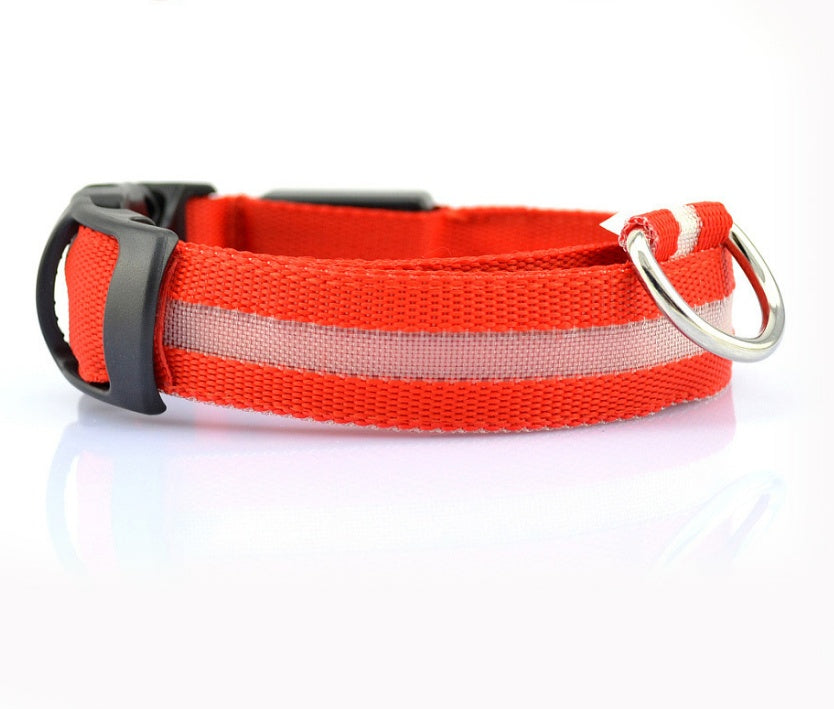 LED Dog Safety Collar – USB Rechargeable or Battery-Powered Glowing Nylon Collar with 4 Light Modes (7 Colors, XS–XL)
