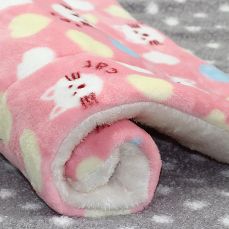 Ultra Soft Coral Velvet Pet Blanket – Non-Slip, Washable Throw for Dogs & Cats (Machine Washable)