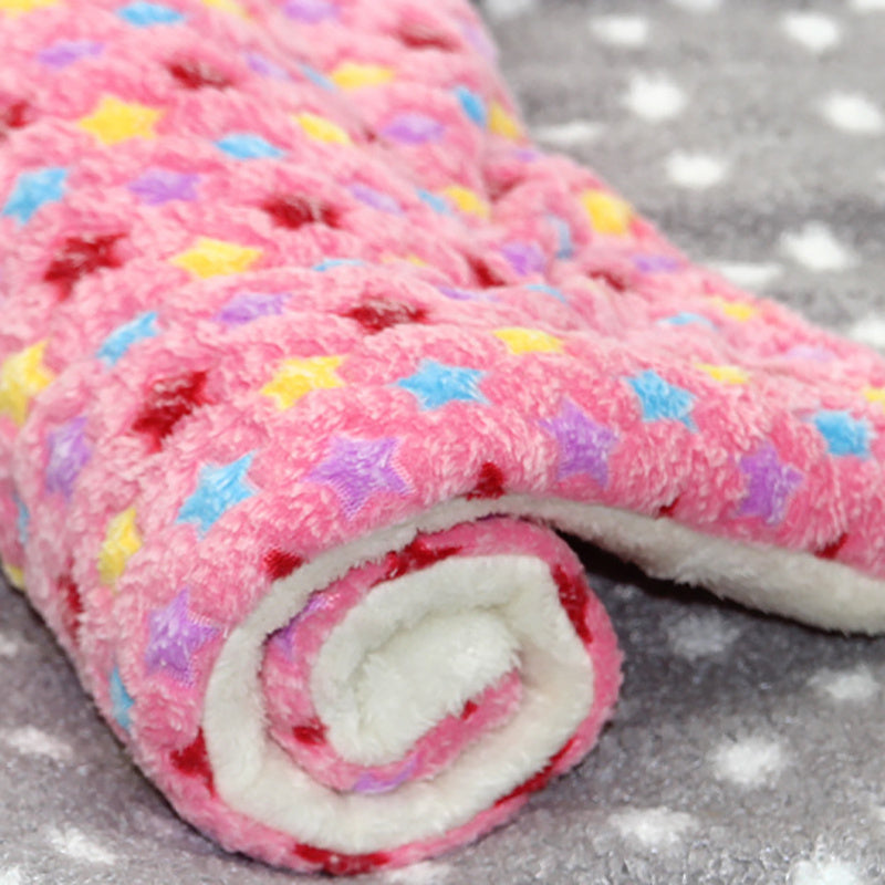 Ultra Soft Coral Velvet Pet Blanket – Non-Slip, Washable Throw for Dogs & Cats (Machine Washable)