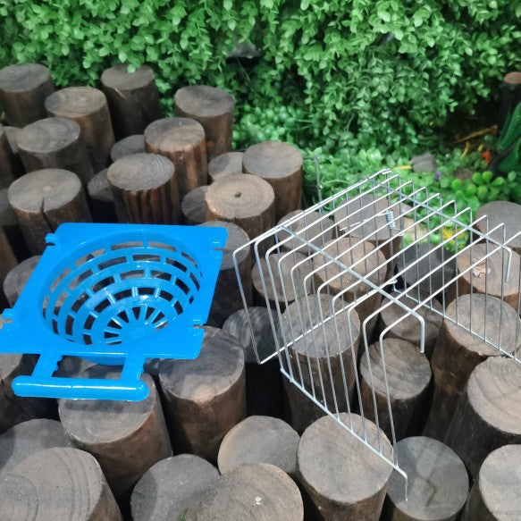 Small Parrot Breeding Box – Iron Wire Bird Nest Cage for Nesting & Breeding (14.5×12×16cm)