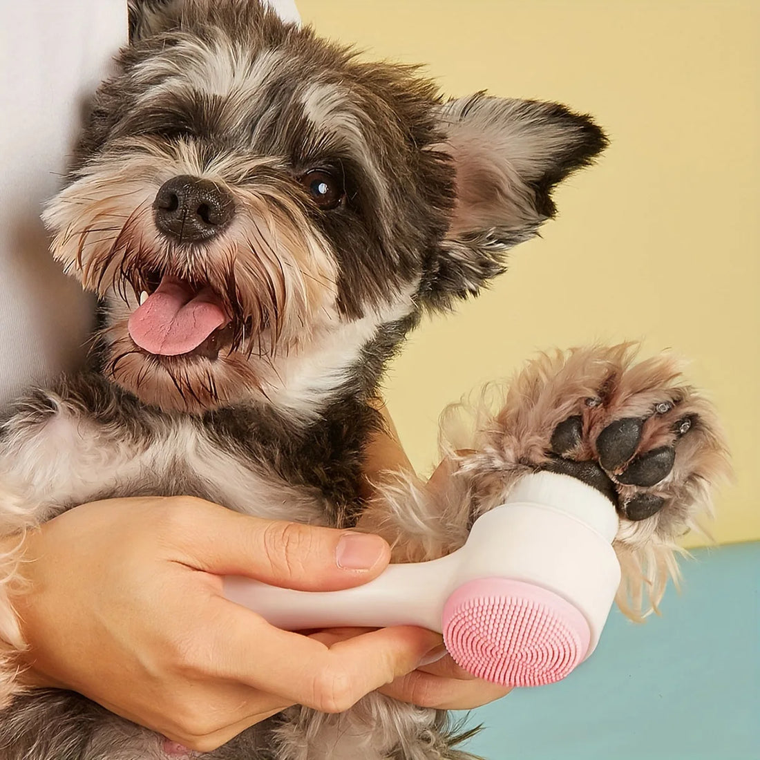 1pc Silicone Pet Paw Cleaner & Massage Brush – Dual-Sided Dog Grooming Tool for Paw Washing, Mud Removal & Coat Massage (Pink)