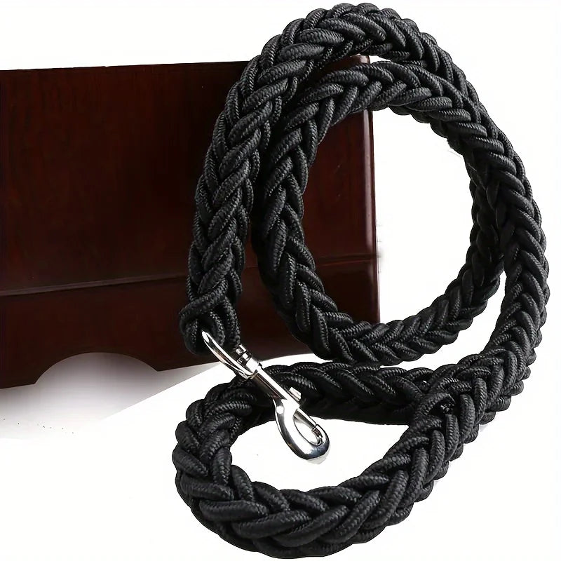 Dog leash for effective training and comfortable walking