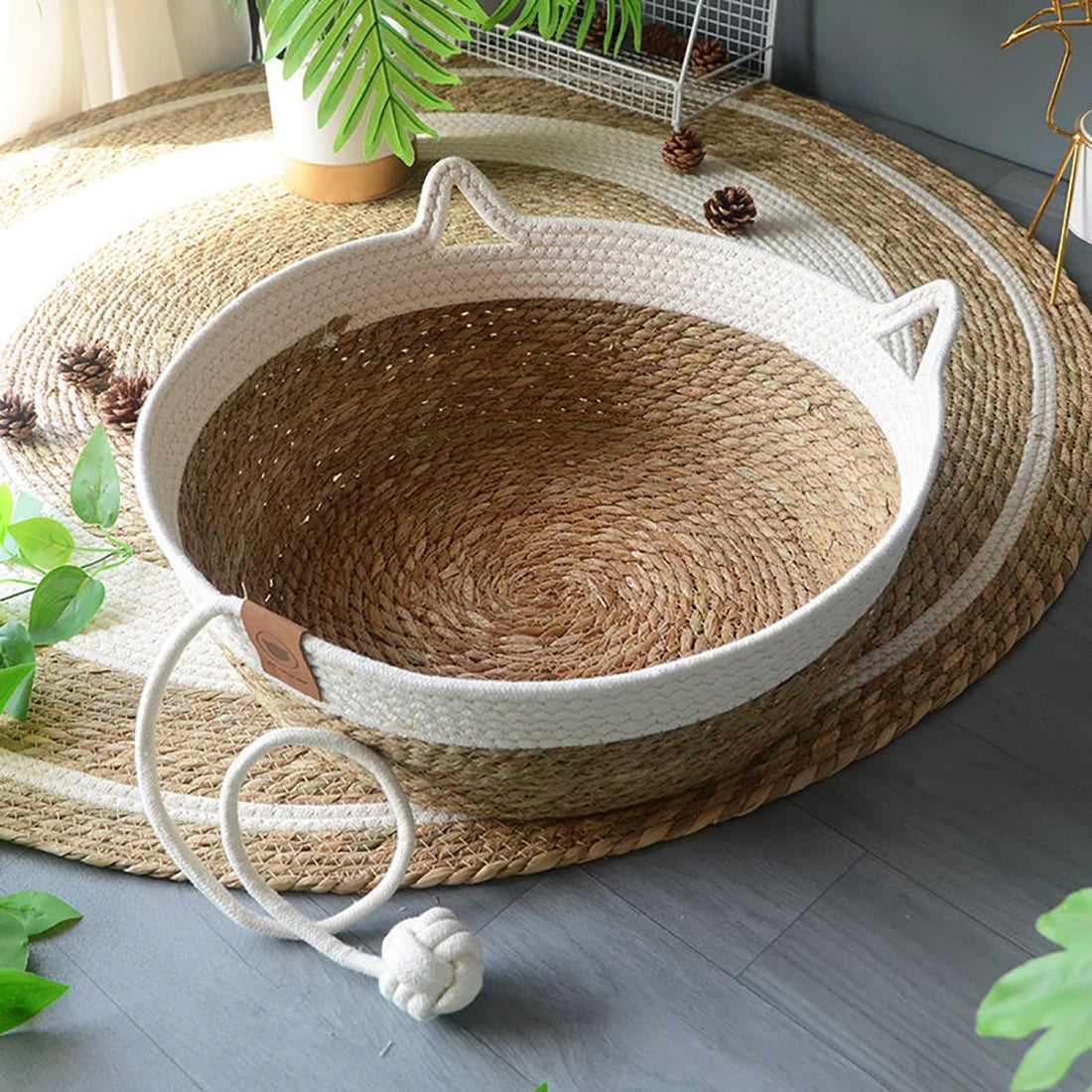 Natural Rattan Straw Cat Bed House – Indoor Pet Kennel Basket with Soft Cushion & Scratching Ball | Cozy Tent for Cats, Kittens, and Small Dogs