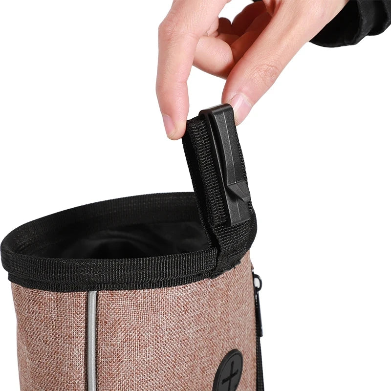 Dog Treat Training Pouch with Built-In Poop Bag Dispenser – Pet Snack Bag for Toys, Kibble & Treats – Adjustable Waist Belt for Outdoor Dog Training