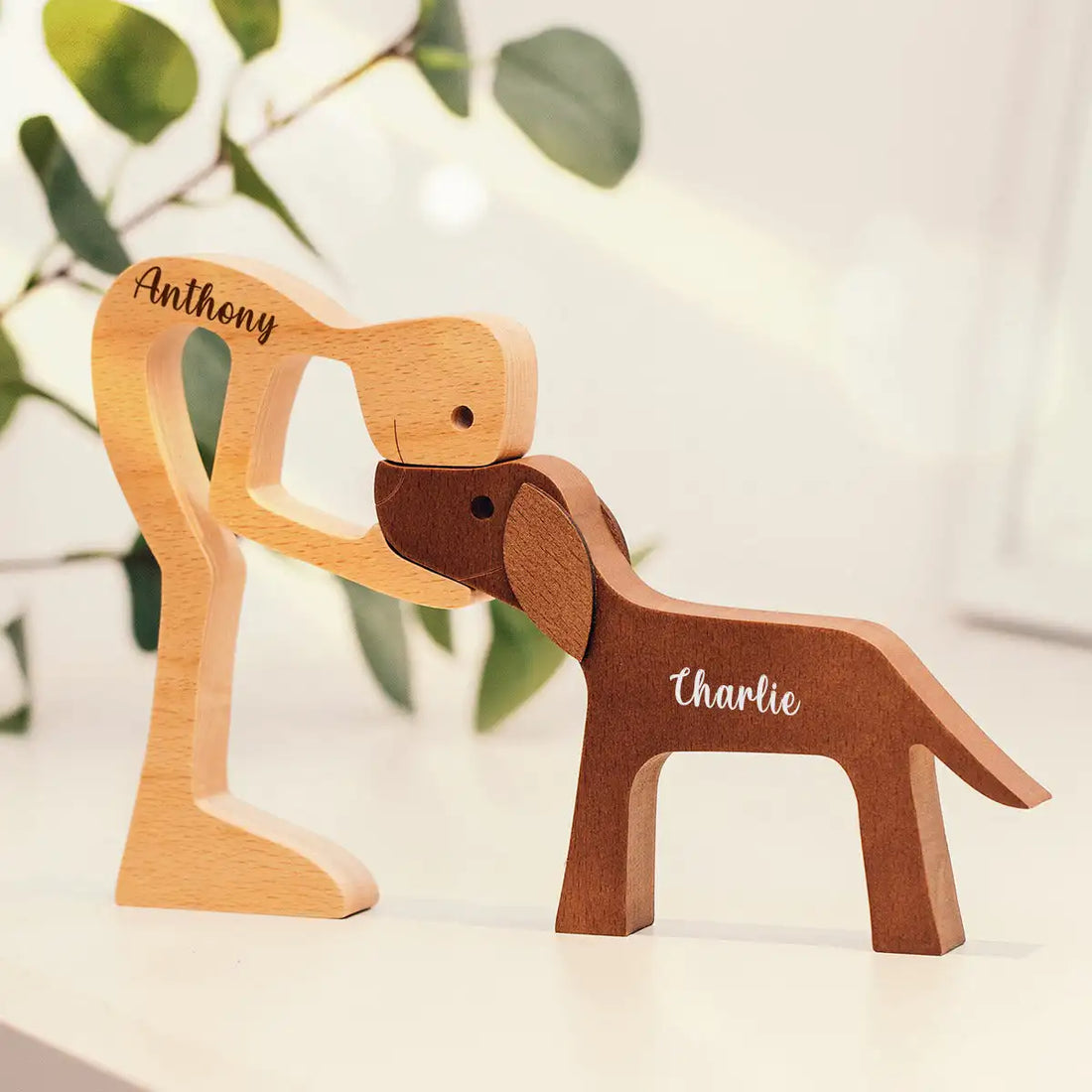 Personalized Wooden Pet Ornament – Custom Dog & Cat Carving Gift for Pet Lovers | Handmade Wood Sculpture Keepsake