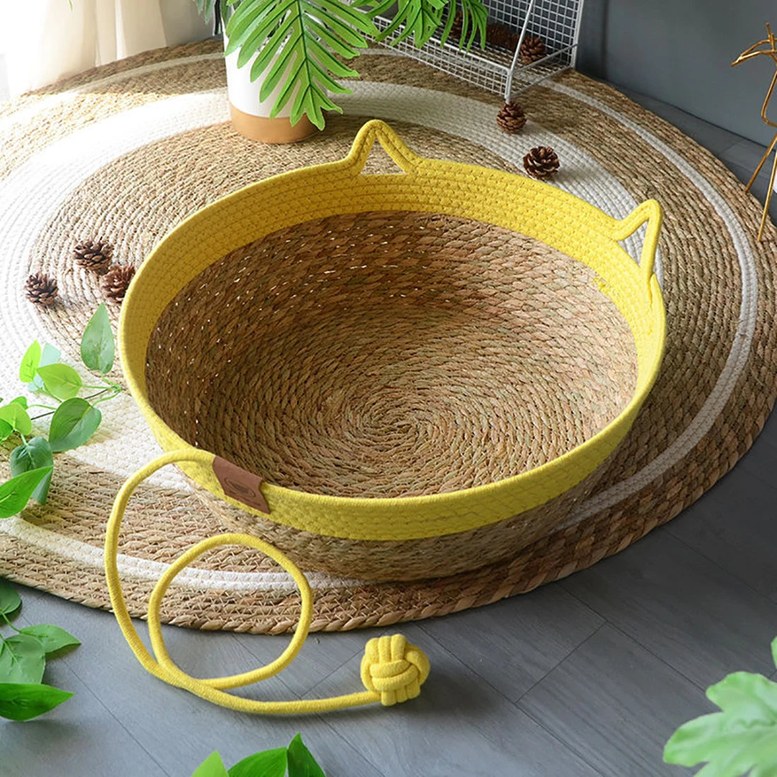 Natural Rattan Straw Cat Bed House – Indoor Pet Kennel Basket with Soft Cushion & Scratching Ball | Cozy Tent for Cats, Kittens, and Small Dogs