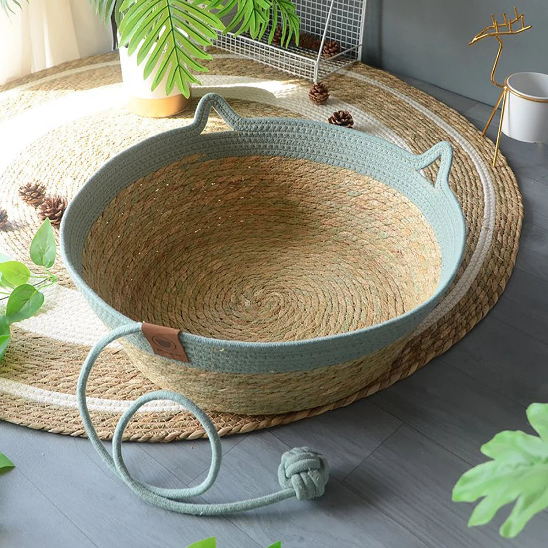 Natural Rattan Straw Cat Bed House – Indoor Pet Kennel Basket with Soft Cushion & Scratching Ball | Cozy Tent for Cats, Kittens, and Small Dogs