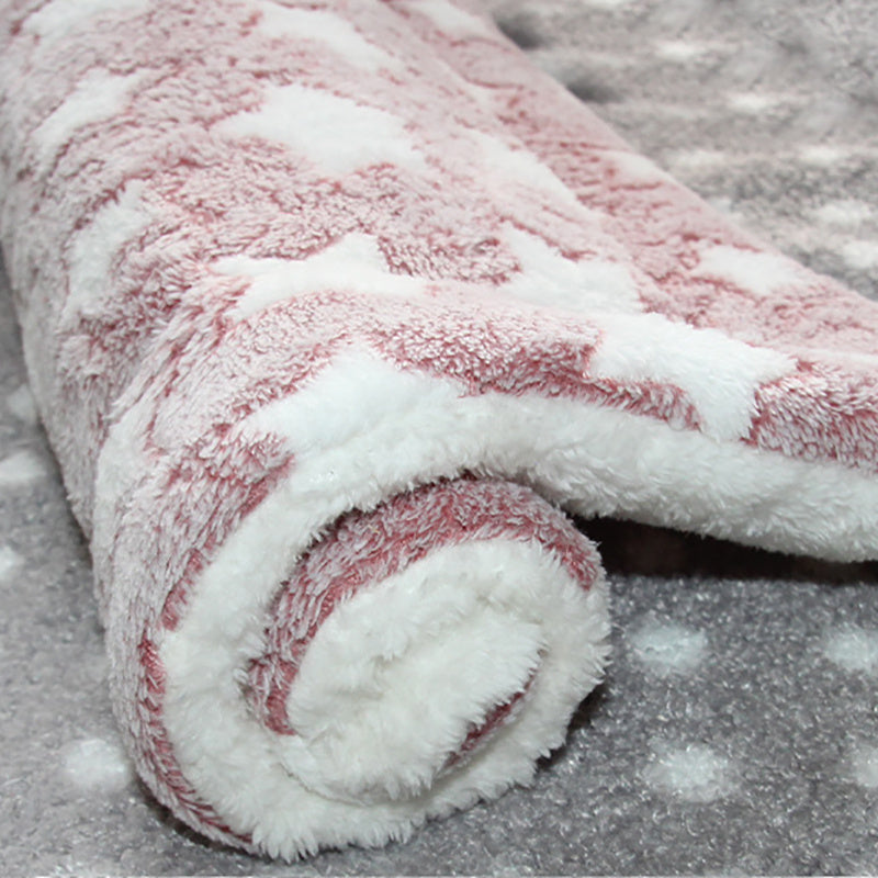 Ultra Soft Coral Velvet Pet Blanket – Non-Slip, Washable Throw for Dogs & Cats (Machine Washable)