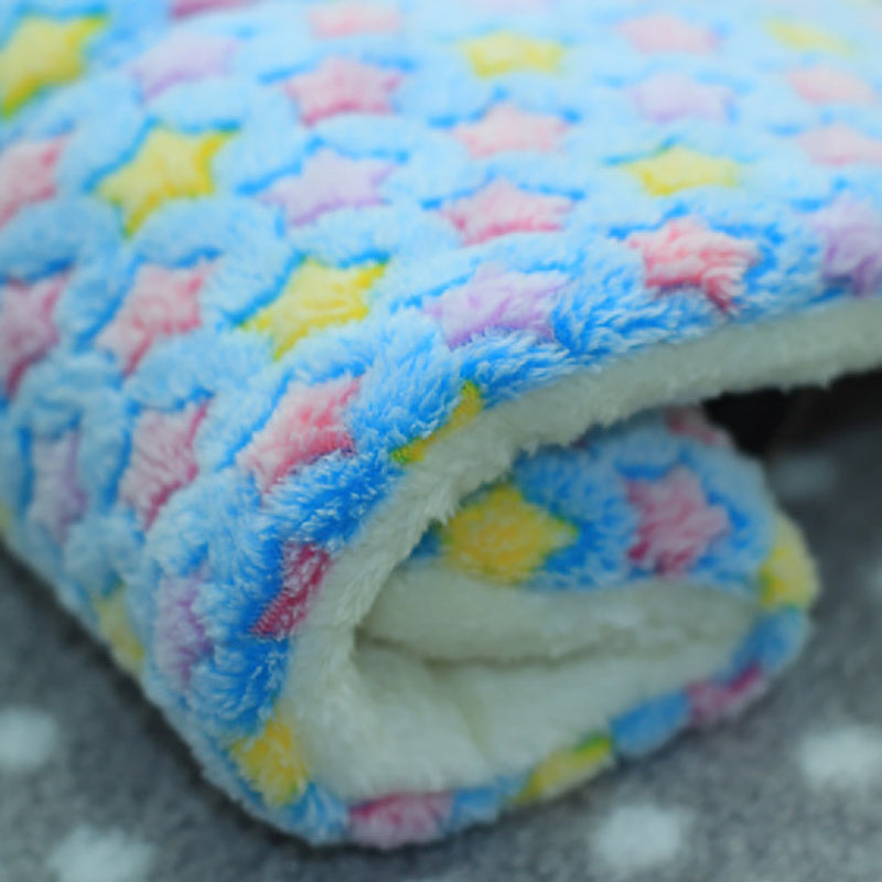 Ultra Soft Coral Velvet Pet Blanket – Non-Slip, Washable Throw for Dogs & Cats (Machine Washable)